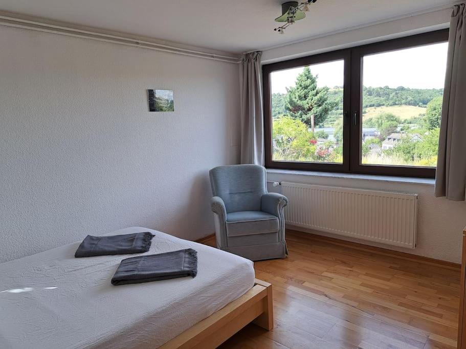 Haus Mit Idyllischem Seeblick Schalkenmehren Exteriör bild