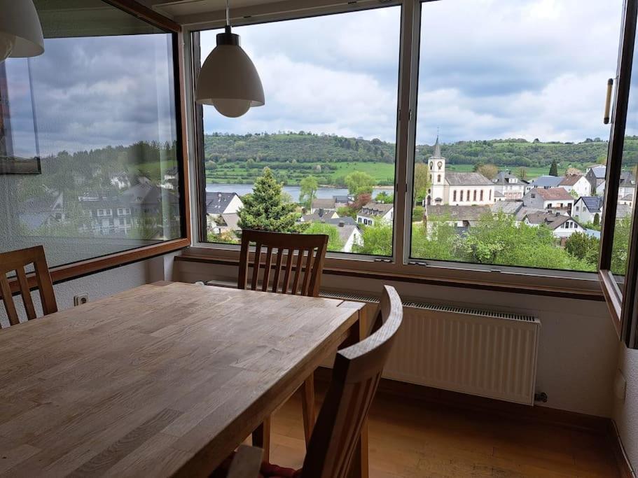 Haus Mit Idyllischem Seeblick Schalkenmehren Exteriör bild