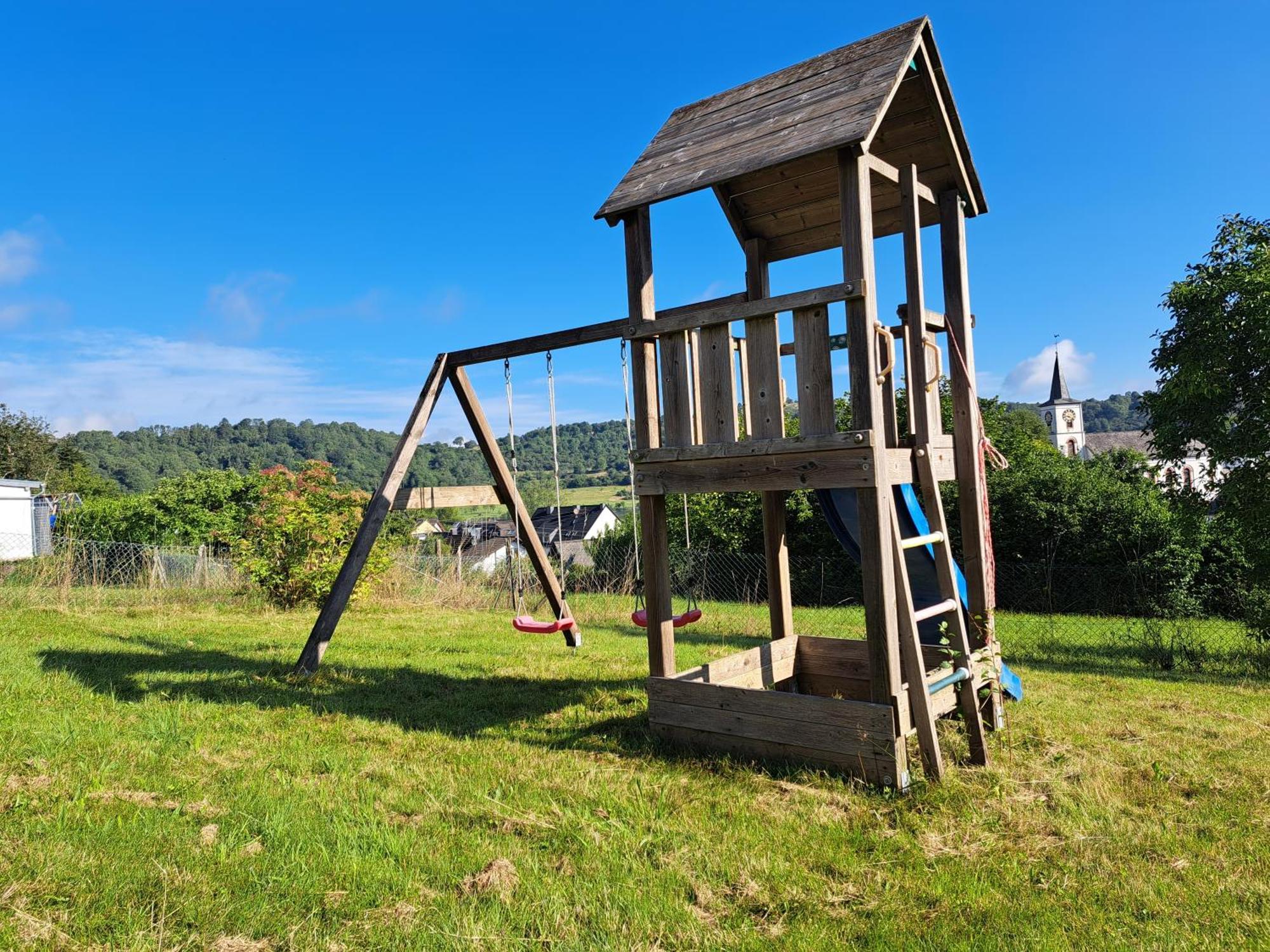 Haus Mit Idyllischem Seeblick Schalkenmehren Exteriör bild